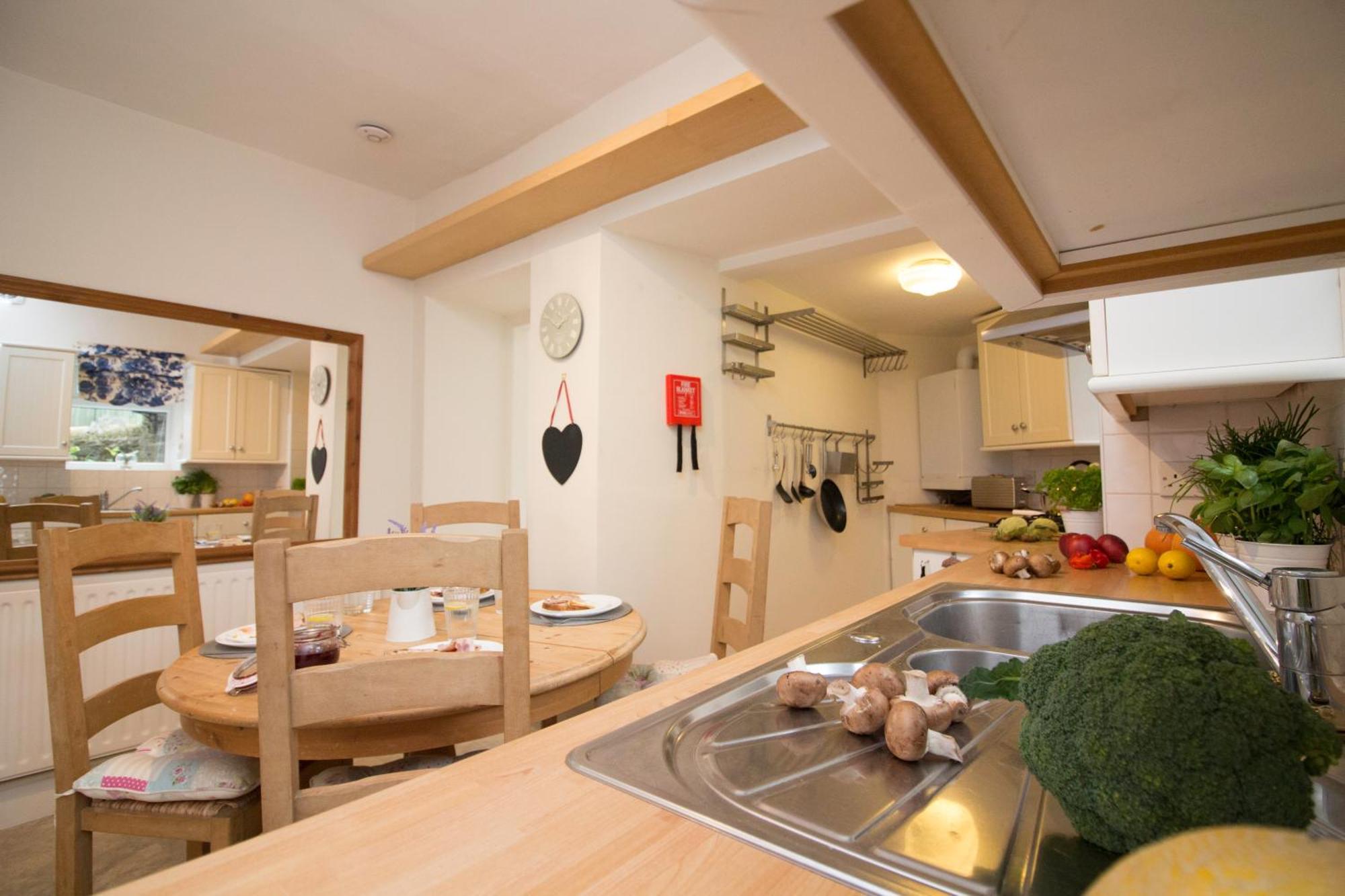 The Beeches, Garden View Apartment 1 巴斯洛 外观 照片